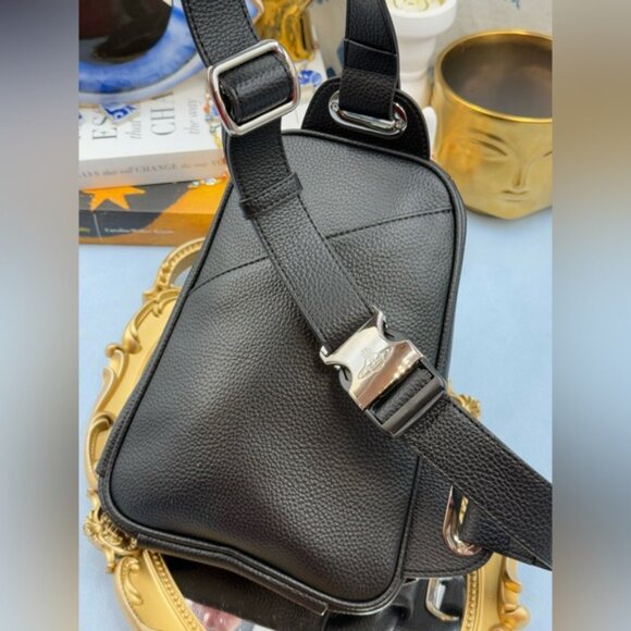🆕 VIVIENNE WESTWOOD 🧿 NWOT Black Sling Bag, Orb Plaque Logo - AUTHENTICATED - Picture 9 of 16